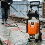 Jak skutecznie korzystać z myjki ciśnieniowej w codziennych pracach domowych