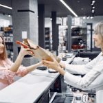 Rękojmia czy gwarancja – co przysługuje konsumentowi